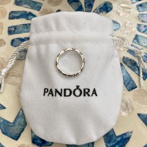 Pandora Ring